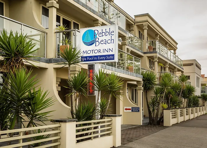 Pebble Beach Motor Inn