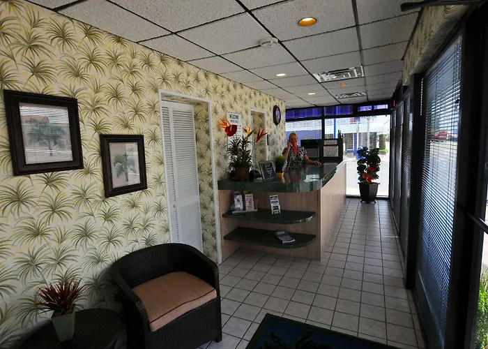 Riviera Resort & Suites