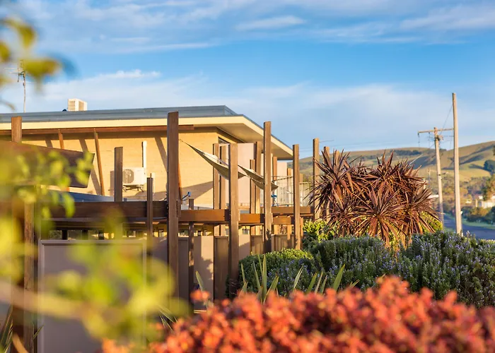 Hotels With Four Stars Sandpiper Apollo Bay