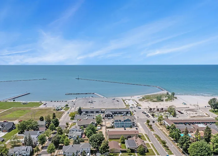 Family Hotel: Snyders Shoreline Inn