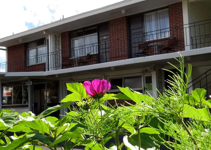 Kuirau Park Motor Lodge- Thermal Mineral Pool