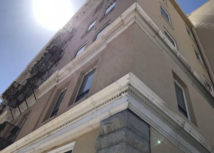 Pet Friendly hotel: Mizpah Hotel