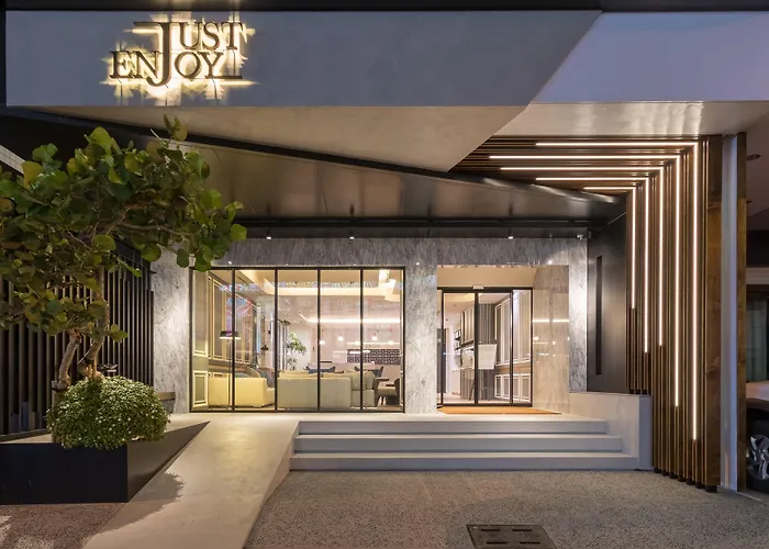 Just Enjoy Business Hotel