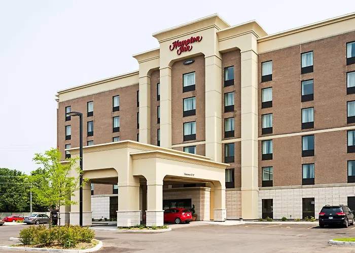 Cheap hotel: Hampton Inn By Hilton Ottawa Airport