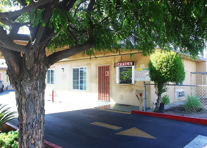 Hotel: Royla Motel