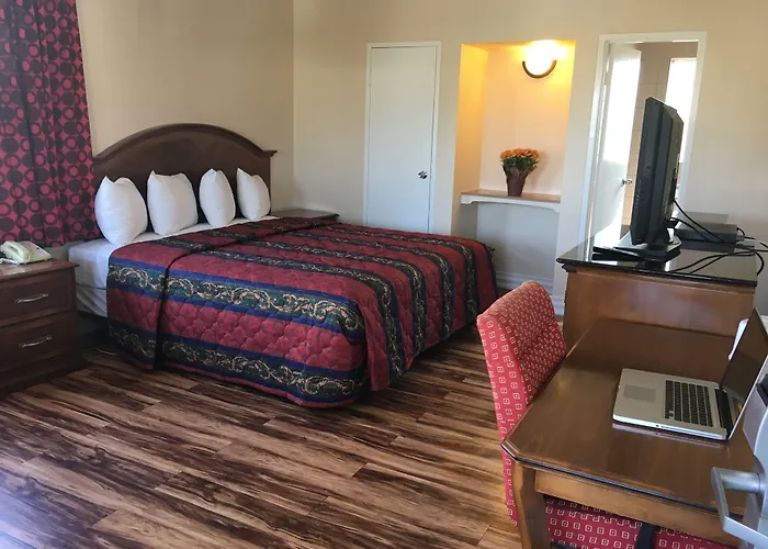 Cheap hotels Motel 6 Richmond Ca Civic Center