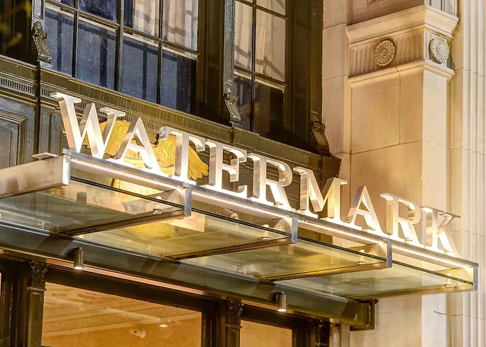 Luxury hotel only: Watermark Baton Rouge, Autograph Collection