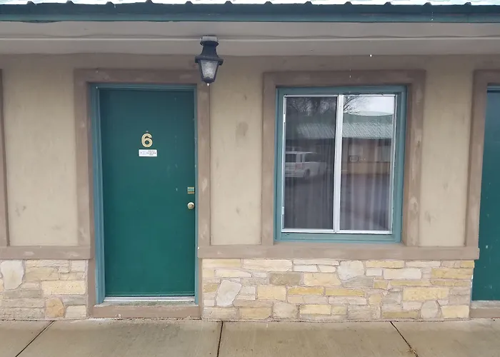 Central hotel: Lamplighter Lodge