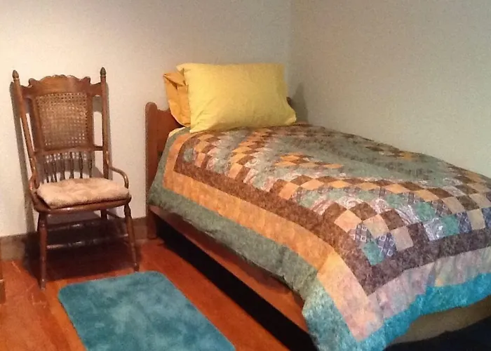 B&B only: The Baldpate Inn
