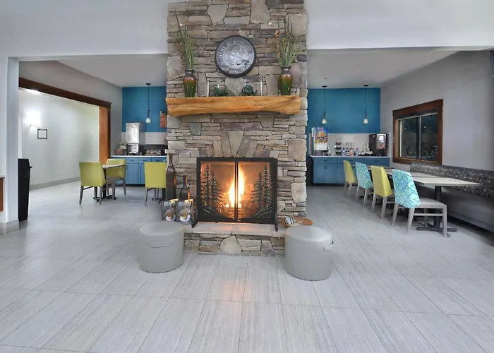 Resort: Brookstone Lodge Near Biltmore Village, An Ascend Collection Hotel