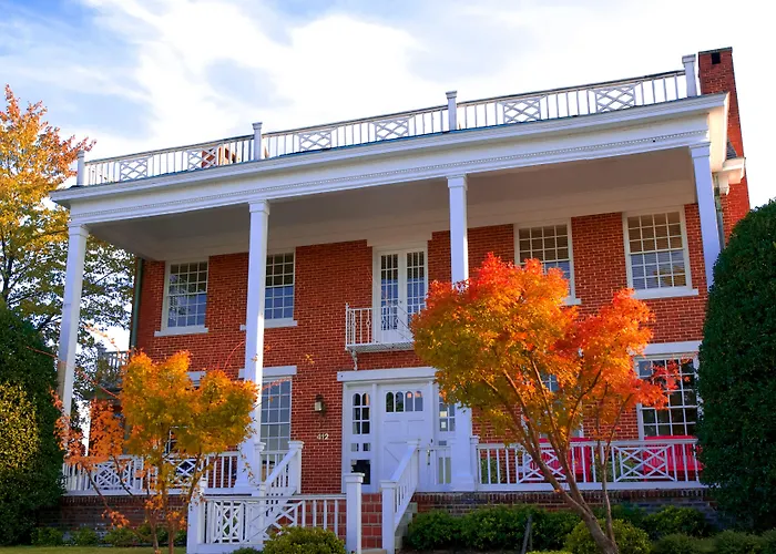 B&B only: Bluff View Inn