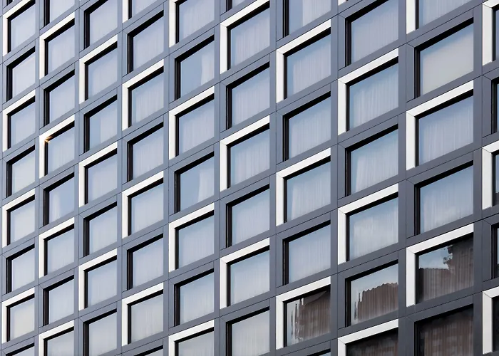 Hotel con vistas: Hotel Monville
