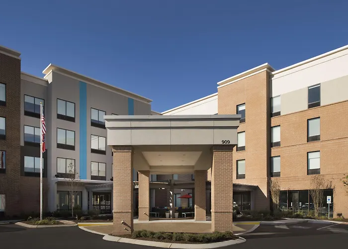 Hotels with tennis Tru By Hilton Murfreesboro, Tn
