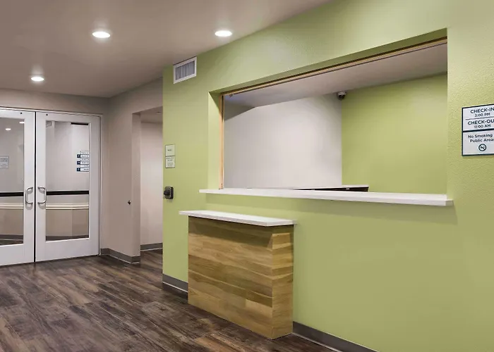 Hotels Close to Airport Woodspring Suites Daytona Beach Int'L Speedway