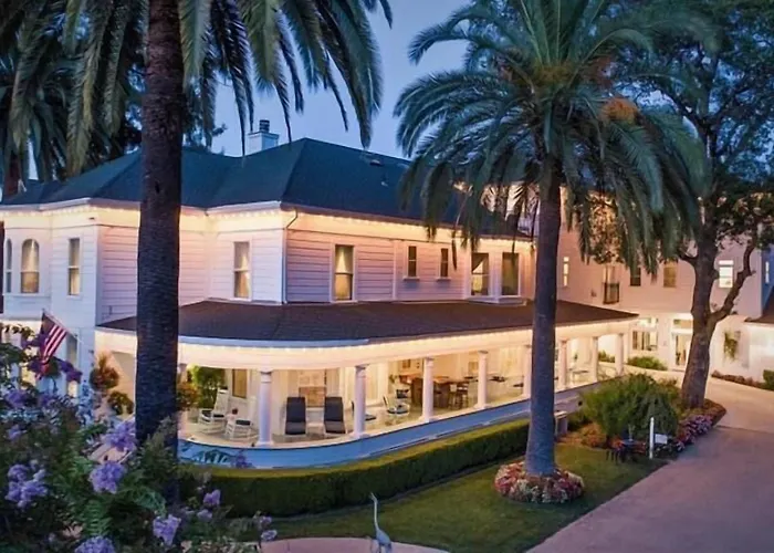 B&B only: The River Belle Inn