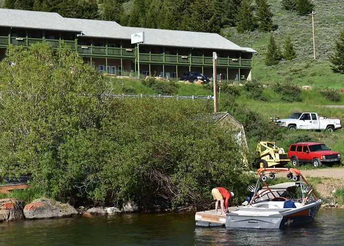 3 star hotel: Lake View Suites