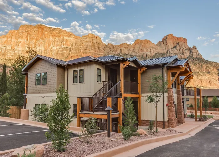 Pets Allowed Hotel Watchman Villas