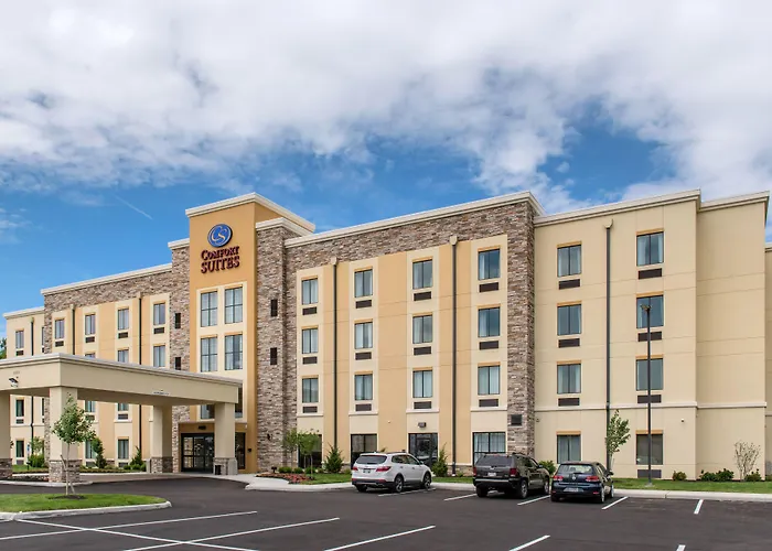 Comfort Suites Airport