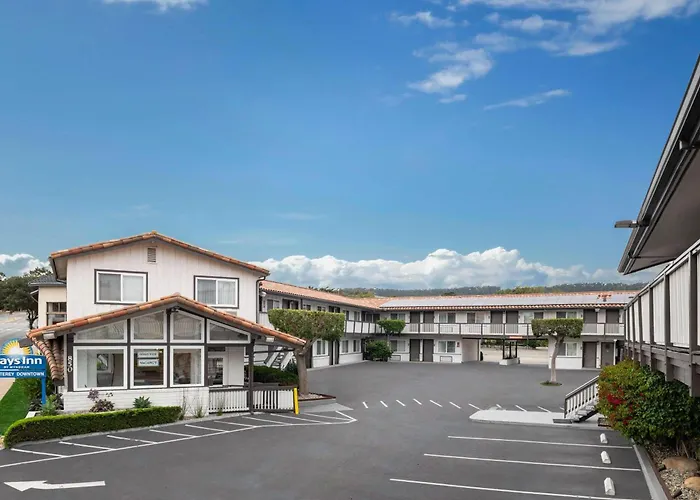 Days Inn By Wyndham Monterey Downtown