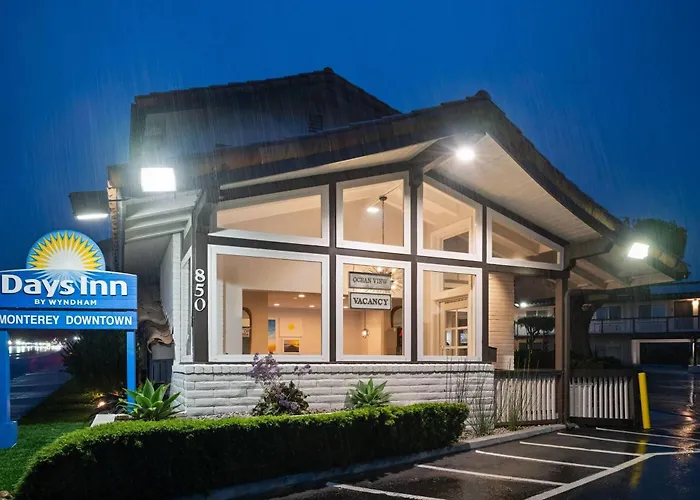 Days Inn By Wyndham Monterey Downtown