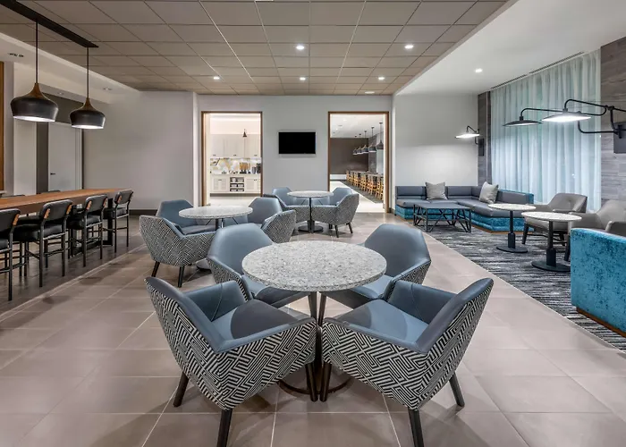 Hyatt Place Airport