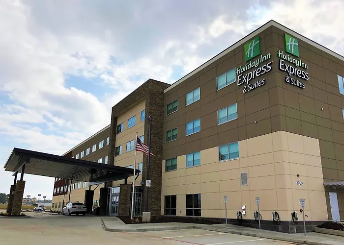 Romantic hotel: Holiday Inn Express & Suites - Springfield North By Ihg