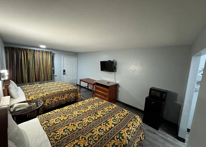 Claremore Motor Inn