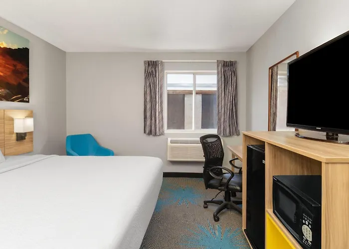 Days Inn By Wyndham