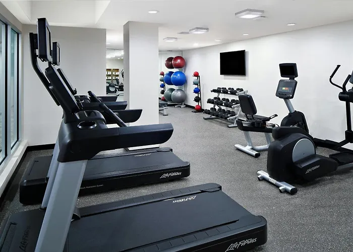 Hotel con tenis: Towneplace Suites By Marriott New York Manhattan/Times Square