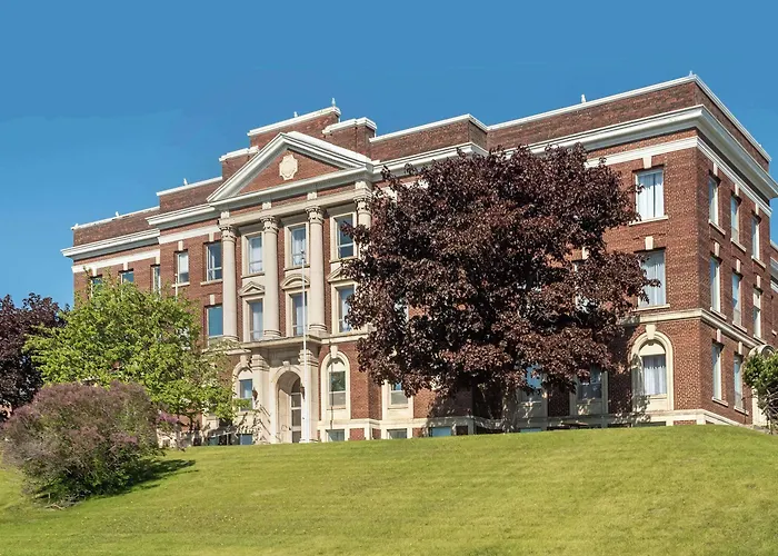 Courthouse , An Ascend Collection