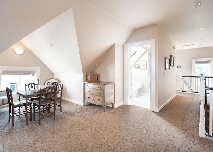 O Canada House Bed & Breakfast