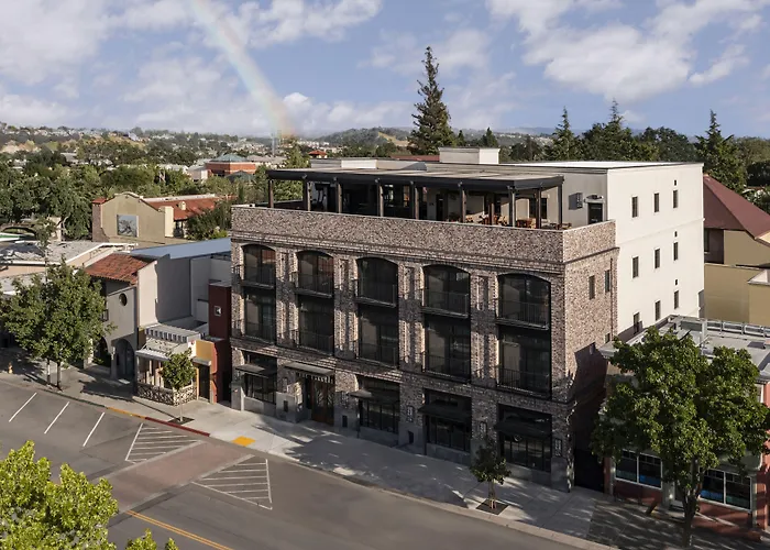 3 star hotel: The Piccolo At Paso Robles Inn