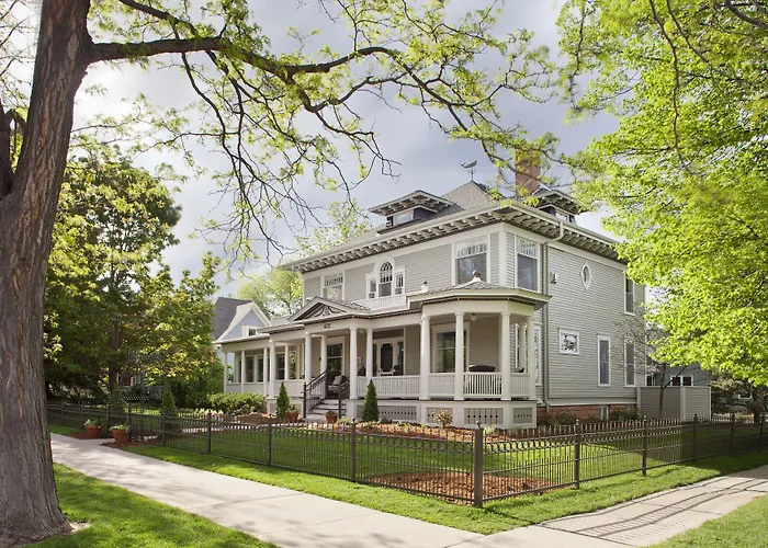 Hotel: Edwards House