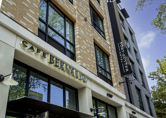 4 star hotel: Tapestry By Hilton The Fort Sutter Hotel Sacramento, Ca