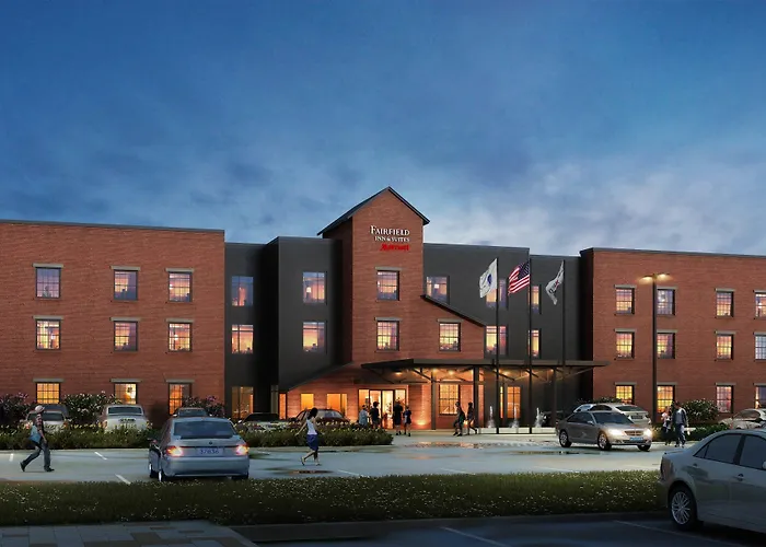 Hotel with Tennis: Fairfield Inn & Suites By Marriott Williamstown