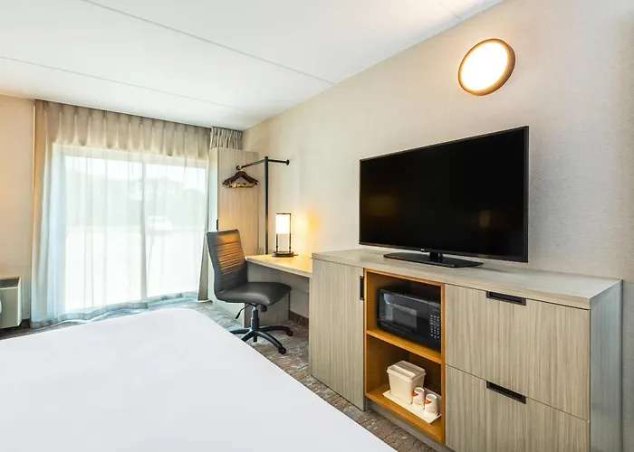 Comfort Inn Hwy 401