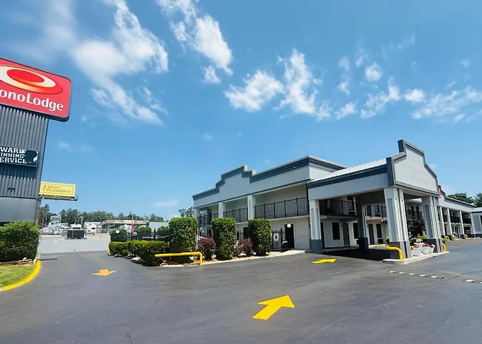 Econo - Knoxville Area