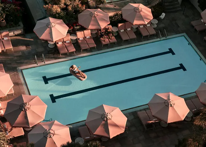 Hotel de 5 estrellas: Four Seasons Hotel Los Angeles At Beverly Hills