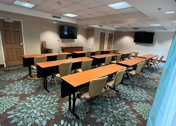 Luxury hotel only: Staybridge Suites Fayetteville By Ihg