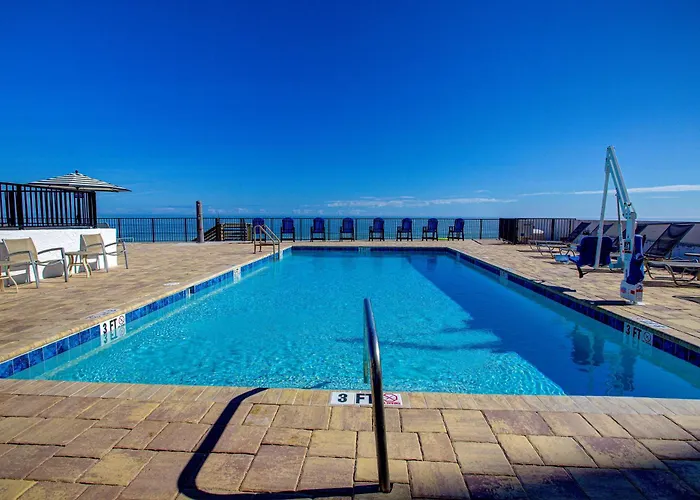 La Bella Inn - Pool Open