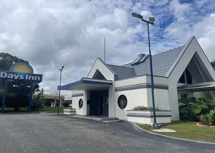 Family Friendly Hotels Days Inn By Wyndham Ocala North