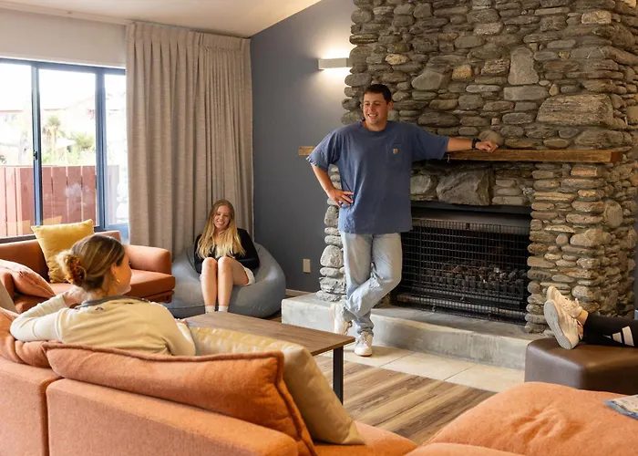 Hotels With Four Stars Haka House Franz Josef