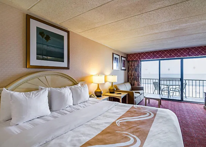 Self catering: Quality Inn Oceanfront