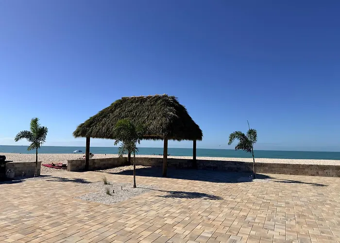 Self catering: A Beach Retreat On Casey Key