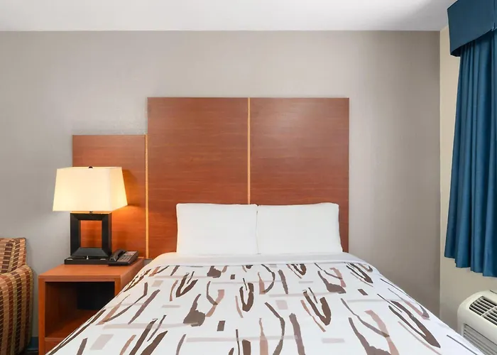 Travelodge By Wyndham Albuquerque West