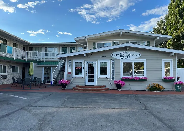 Empire Motel
