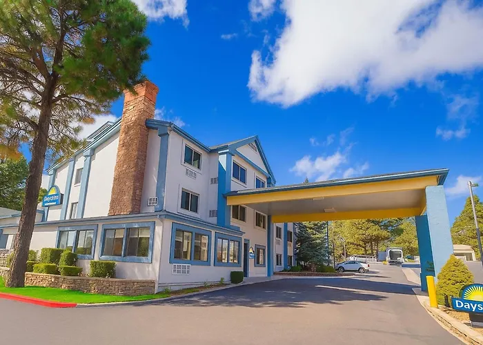 Ski hotel: Days Inn & Suites By Wyndham East Flagstaff