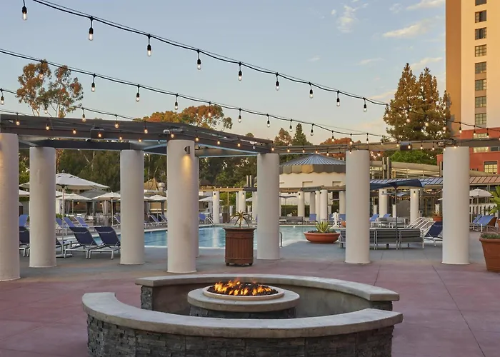 Hotel with Tennis: Hyatt Regency La Jolla At Aventine