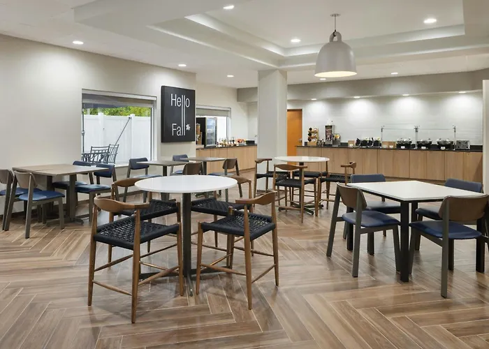 Hotel: Fairfield Inn & Suites Lake City