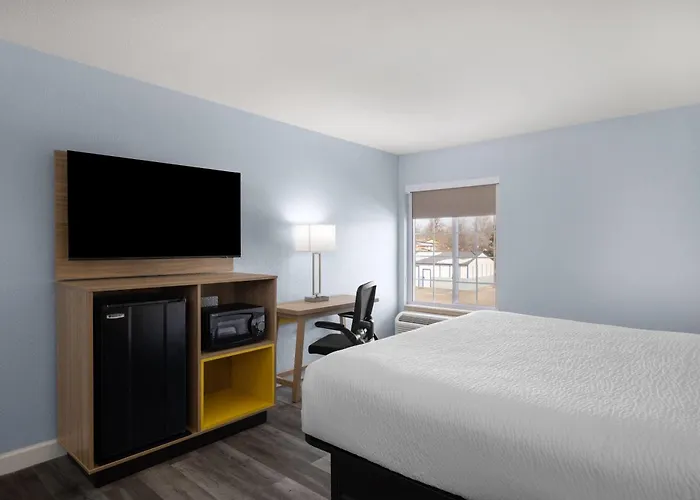 Days Inn By Wyndham Dodge City
